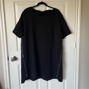 Black zip up expandable shift dress